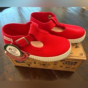 NWT Size 23 Cienta Red Kids Sneakers Model 51000 Colour 02 Rojo